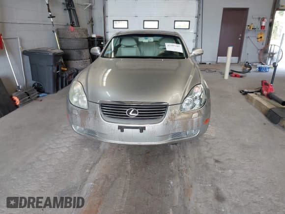 ✅ 2004 Lexus SC 430 • VIN: JTHFN48Y740051061 • Lot: 43307107. Listed on IAAI with 148,224 mi. Free auction sales archive from the USA and detailed vehicle history report at DreamBid. Image 12.