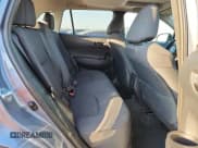 ✅ 2025 Toyota Corolla Cross LE • VIN: 7MUBAABGXSV134378 • Lot: 69758365. Wystawiony na Copart z przebiegiem 10 873 mil. Bezpłatny archiwum sprzedaży aukcyjnych z USA i szczegółowy raport historii pojazdu na DreamBid. Zdjęcie 11.