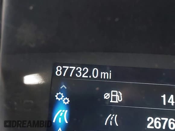 ✅ 2020 Ford Transit Cargo • VIN: 1FTYE1Y89LKA70075 • Lot: 42797915. Wystawiony na IAAI z przebiegiem 87 732 mil. Bezpłatny archiwum sprzedaży aukcyjnych z USA i szczegółowy raport historii pojazdu na DreamBid. Zdjęcie 15.