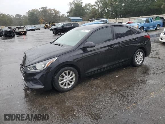 ✅ 2018 Hyundai Accent SE • VIN: 3KPC24A30JE026016 • Лот: 83425524. Опубликован ранее на Copart с пробегом 133 687 миль. Бесплатный доступ к архиву аукционных продаж из США и подробный отчёт об истории автомобиля на DreamBid. Изображение 1.
