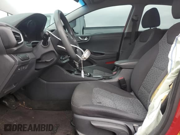 ✅ 2019 Hyundai Ioniq Blue • VIN: KMHC65LC7KU165954 • Lot: 44468695. Wystawiony na Copart z przebiegiem 117 144 mil. Bezpłatny archiwum sprzedaży aukcyjnych z USA i szczegółowy raport historii pojazdu na DreamBid. Zdjęcie 7.