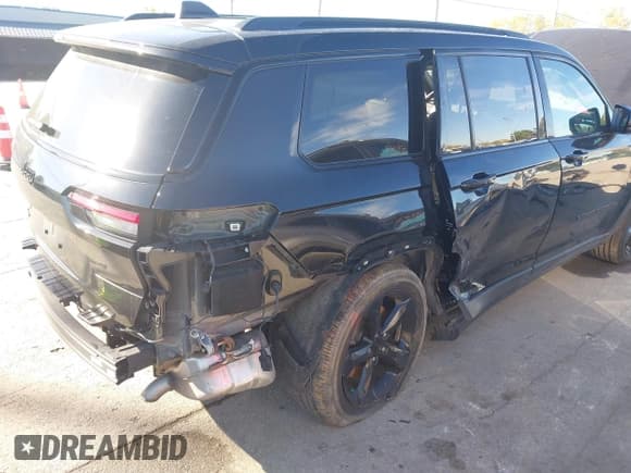 ✅ 2023 Jeep Grand Cherokee Altitude X • VIN: 1C4RJKAG1P8812950 • Lot: 43428952. Listed on IAAI with 33,890 mi. Free auction sales archive from the USA and detailed vehicle history report at DreamBid. Image 6.