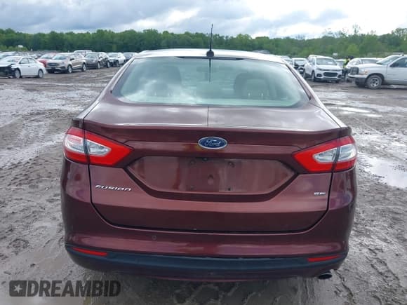✅ 2016 Ford Fusion SE • VIN: 3FA6P0H74GR256259 • Лот: 42336942. Опубликован ранее на IAAI с пробегом 80 079 миль. Бесплатный доступ к архиву аукционных продаж из США и подробный отчёт об истории автомобиля на DreamBid. Изображение 16.