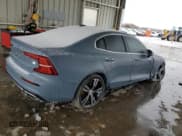 ✅ 2022 Volvo S60 Plus Dark Theme • VIN: 7JRH60FL9NG192635 • Лот: 36411853. Опубликован ранее на Copart с пробегом 7 386 миль. Бесплатный доступ к архиву аукционных продаж из США и подробный отчёт об истории автомобиля на DreamBid. Изображение 3.