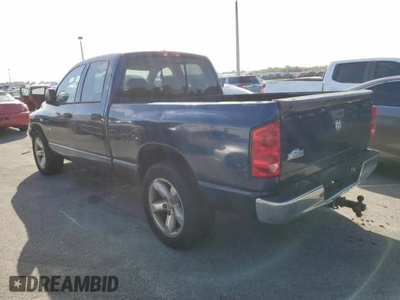 ✅ 2008 Dodge 1500 SLT • VIN: 1D7HA18298J231650 • Лот: 74264104. Размещён на Copart с пробегом 182 340 миль миль. Получите бесплатный доступ к архиву аукционных продаж из США и посмотрите подробный отчёт об истории автомобиля на DreamBid. Изображение 2.