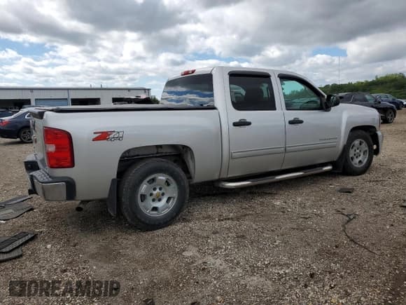 ✅ 2011 Chevrolet Silverado 1500 LT • VIN: 3GCPKSE3XBG240503 • Lot: 69306805. Wystawiony na Copart z przebiegiem 146 661 mil. Bezpłatny archiwum sprzedaży aukcyjnych z USA i szczegółowy raport historii pojazdu na DreamBid. Zdjęcie 3.