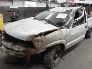 ✅ 1999 Chevrolet S-10 • VIN: 1GCCS1446X8136946 • Лот: 41697071. Опубликован ранее на IAAI с пробегом 167 277 миль. Бесплатный доступ к архиву аукционных продаж из США и подробный отчёт об истории автомобиля на DreamBid. Изображение 6.