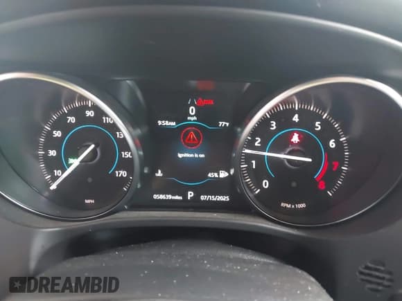 ✅ 2018 Jaguar F-Pace 25t Premium • VIN: SADCJ2FX6JA351151 • Lot: 42739808. Listed on IAAI with 58,639 mi. Free auction sales archive from the USA and detailed vehicle history report at DreamBid. Image 7.