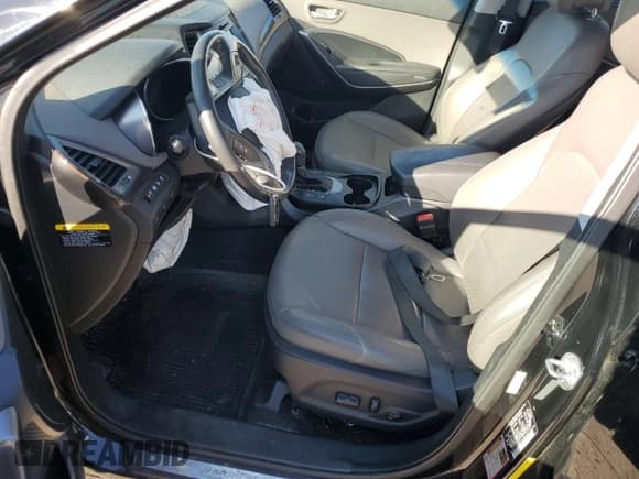 ✅ 2017 Hyundai Santa Fe Ultimate • VIN: 5XYZWDLA1HG423516 • Лот: 37707254. Опубликован ранее на Copart с пробегом 84 077 миль. Бесплатный доступ к архиву аукционных продаж из США и подробный отчёт об истории автомобиля на DreamBid. Изображение 7.