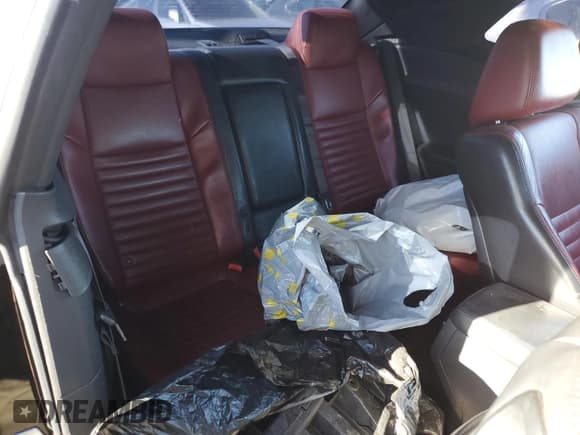 ✅ 2014 Dodge Challenger R/T Classic • VIN: 2C3CDYBTXEH299592 • Lot: 87731455. Wystawiony na Copart z przebiegiem 120 779 mil. Bezpłatny archiwum sprzedaży aukcyjnych z USA i szczegółowy raport historii pojazdu na DreamBid. Zdjęcie 10.