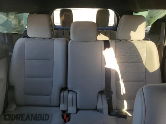 ✅ 2015 Ford Explorer • VIN: 1FM5K7B82FGC56728 • Lot: 91480125. Wystawiony na Copart z przebiegiem 250 628 mil. Bezpłatny archiwum sprzedaży aukcyjnych z USA i szczegółowy raport historii pojazdu na DreamBid. Zdjęcie 10.