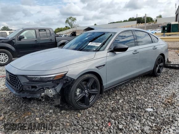 ✅ 2024 Honda Accord Sport-L • VIN: 1HGCY2F7XRA020433 • Lot: 69123965. Listed on Copart with 43,441 mi. Free auction sales archive from the USA and detailed vehicle history report at DreamBid. Image 1.