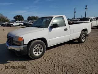2005 GMC Sierra 1500 Work Truck with VIN 1GTEC14V95Z213251, listed as a Copart auction lot 82192014 with 229,733 mi miles and Non repairable. Bid and sale history available at DreamBid. Image 1.