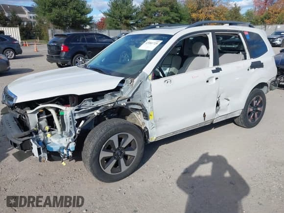 ✅ 2018 Subaru Forester Premium • VIN: JF2SJAGC5JH584766 • Lot: 43581725. Wystawiony na IAAI z przebiegiem 114 001 mil. Bezpłatny archiwum sprzedaży aukcyjnych z USA i szczegółowy raport historii pojazdu na DreamBid. Zdjęcie 20.