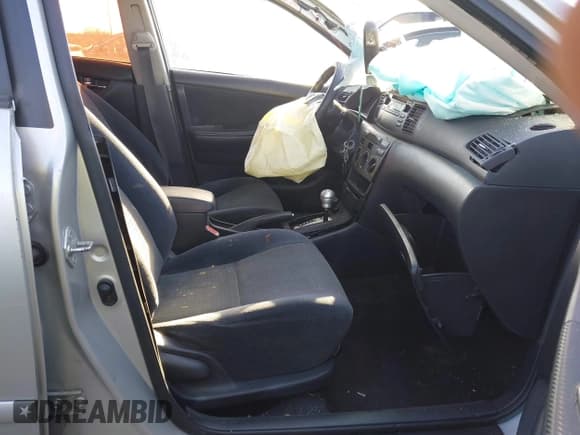 ✅ 2003 Toyota Corolla CE • VIN: 1NXBR32E63Z107037 • Lot: 43154190. Listed on IAAI with 272,609 mi. Free auction sales archive from the USA and detailed vehicle history report at DreamBid. Image 5.