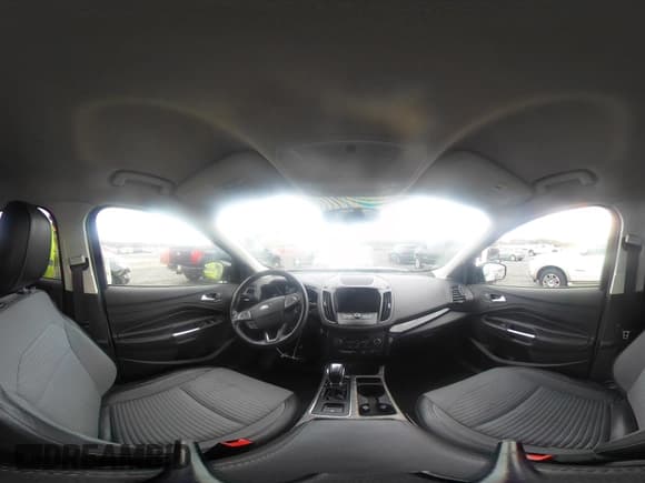 ✅ 2019 Ford Escape SE • VIN: 1FMCU9GDXKUC43174 • Lot: 43437748. Wystawiony na IAAI z przebiegiem 72 746 mil. Bezpłatny archiwum sprzedaży aukcyjnych z USA i szczegółowy raport historii pojazdu na DreamBid. Zdjęcie 19.