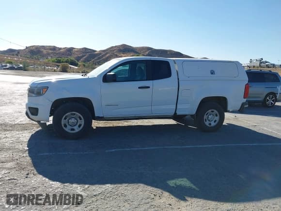 ✅ 2018 Chevrolet Colorado 2WD Work Truck • VIN: 1GCHSBEA5J1282156 • Lot: 43117068. Listed on IAAI with 169,070 mi. Free auction sales archive from the USA and detailed vehicle history report at DreamBid. Image 14.