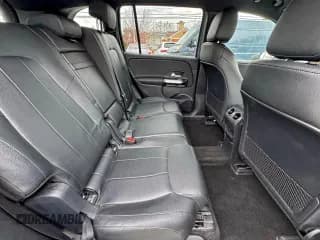 ✅ 2022 Mercedes-Benz EQB 300 • VIN: W1N9M0KB0NN012372 • Lot: 94565735. Wystawiony na Copart z przebiegiem 85 545 mil. Bezpłatny archiwum sprzedaży aukcyjnych z USA i szczegółowy raport historii pojazdu na DreamBid. Zdjęcie 6.