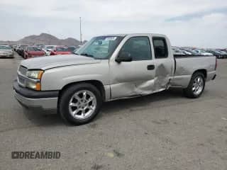 2004 Chevrolet Silverado 1500 LS with VIN 2GCEC19V741212227, listed as a Copart auction lot 70959605 with 160,648 mi miles and Salvage title. Bid and sale history available at DreamBid. Image 1.