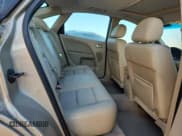 ✅ 2005 Ford Five Hundred SEL • VIN: 1FAFP24125G185239 • Lot: 92721665. Wystawiony na Copart z przebiegiem 160 890 mil. Bezpłatny archiwum sprzedaży aukcyjnych z USA i szczegółowy raport historii pojazdu na DreamBid. Zdjęcie 10.