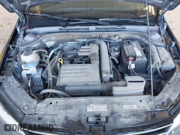 ✅ 2017 Volkswagen Jetta SE • VIN: 3VWDB7AJ5HM270472 • Lot: 43635091. Listed on IAAI with 81,757 mi. Free auction sales archive from the USA and detailed vehicle history report at DreamBid. Image 10.