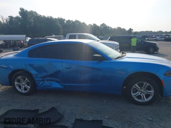 ✅ 2019 Dodge Charger SXT • VIN: 2C3CDXBG2KH753875 • Лот: 43250377. Опубликован ранее на IAAI с пробегом 96 981 миль. Бесплатный доступ к архиву аукционных продаж из США и подробный отчёт об истории автомобиля на DreamBid. Изображение 13.