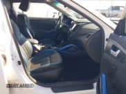 ✅ 2014 Hyundai Veloster Turbo • VIN: KMHTC6AE2EU183673 • Lot: 43193034. Wystawiony na IAAI z przebiegiem 42 726 mil. Bezpłatny archiwum sprzedaży aukcyjnych z USA i szczegółowy raport historii pojazdu na DreamBid. Zdjęcie 5.