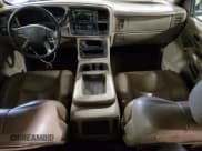 ✅ 2004 Chevrolet Silverado 1500 LS • VIN: 2GCEK13T641427852 • Lot: 51448595. Wystawiony na Copart z przebiegiem 174 565 mil. Bezpłatny archiwum sprzedaży aukcyjnych z USA i szczegółowy raport historii pojazdu na DreamBid. Zdjęcie 8.