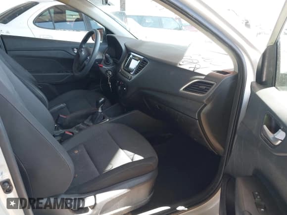 ✅ 2018 Hyundai Accent SE • VIN: 3KPC24A3XJE011393 • Лот: 40350100. Опубликован ранее на IAAI с пробегом 139 696 миль. Бесплатный доступ к архиву аукционных продаж из США и подробный отчёт об истории автомобиля на DreamBid. Изображение 5.