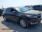 ✅ 2021 Buick Enclave Premium • VIN: 5GAERCKW9MJ231527 • Lot: 43246661. Wystawiony na IAAI z przebiegiem 92 821 mil. Bezpłatny archiwum sprzedaży aukcyjnych z USA i szczegółowy raport historii pojazdu na DreamBid. Zdjęcie 1.