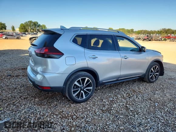 ✅ 2019 Nissan Rogue S • VIN: 5N1AT2MT1KC711358 • Lot: 86322685. Listed on Copart with 63,017 mi. Free auction sales archive from the USA and detailed vehicle history report at DreamBid. Image 3.