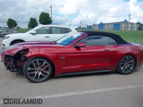 ✅ 2015 Ford Mustang GT Premium • VIN: 1FATP8FF9F5391718 • Lot: 42499384. Listed on IAAI with 83,382 mi. Free auction sales archive from the USA and detailed vehicle history report at DreamBid. Image 14.