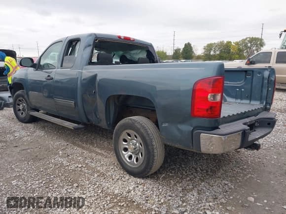 ✅ 2013 Chevrolet Silverado 1500 LS • VIN: 1GCRCREA5DZ272632 • Lot: 43510830. Listed on IAAI with 86,640 mi. Free auction sales archive from the USA and detailed vehicle history report at DreamBid. Image 3.