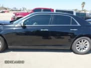 ✅ 2012 Chrysler 300 C • VIN: 2C3CCAET6CH288785 • Lot: 41987013. Listed on IAAI with 158,989 mi. Free auction sales archive from the USA and detailed vehicle history report at DreamBid. Image 15.