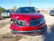 ✅ 2017 Lincoln MKX Reserve • VIN: 2LMPJ6LR0HBL43331 • Lot: 43783579. Listed on IAAI with 67,917 mi. Free auction sales archive from the USA and detailed vehicle history report at DreamBid. Image 6.