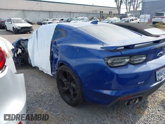 ✅ 2019 Chevrolet Camaro 1SS • VIN: 1G1FF1R79K0136928 • Lot: 42336106. Wystawiony na IAAI z przebiegiem 56 365 mil. Bezpłatny archiwum sprzedaży aukcyjnych z USA i szczegółowy raport historii pojazdu na DreamBid. Zdjęcie 3.