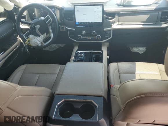 ✅ 2022 Ford Expedition XLT • VIN: 1FMJU1HTXNEA17536 • Лот: 67043405. Опубликован ранее на Copart с пробегом 64 465 миль. Бесплатный доступ к архиву аукционных продаж из США и подробный отчёт об истории автомобиля на DreamBid. Изображение 8.