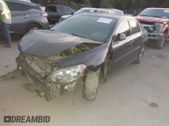 ✅ 2011 Chevrolet Malibu 1LS • VIN: 1G1ZB5E11BF202001 • Lot: 43333544. Wystawiony na IAAI z przebiegiem 159 097 mil. Bezpłatny archiwum sprzedaży aukcyjnych z USA i szczegółowy raport historii pojazdu na DreamBid. Zdjęcie 2.