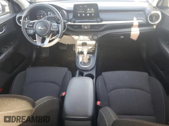 ✅ 2021 Kia Forte LXS • VIN: 3KPF24AD0ME353414 • Лот: 90407615. Опубликован ранее на Copart с пробегом 37 301 миль. Бесплатный доступ к архиву аукционных продаж из США и подробный отчёт об истории автомобиля на DreamBid. Изображение 8.