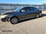 ✅ 2011 Toyota Avalon • VIN: 4T1BK3DB7BU406834 • Lot: 92078295. Wystawiony na Copart z przebiegiem 209 738 mil. Bezpłatny archiwum sprzedaży aukcyjnych z USA i szczegółowy raport historii pojazdu na DreamBid. Zdjęcie 1.