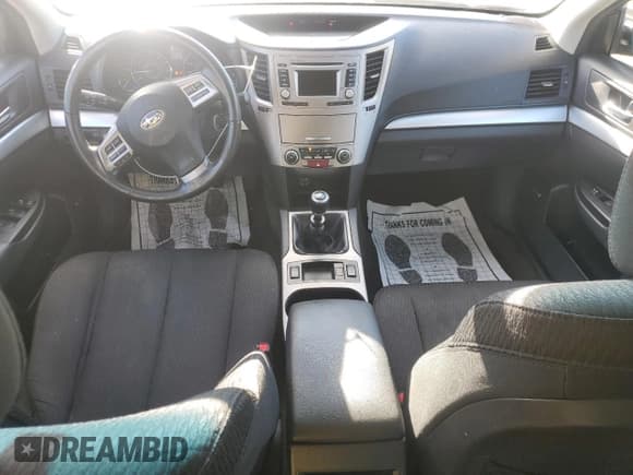 ✅ 2012 Subaru Outback Prem • VIN: 4S4BRBFCXC1236855 • Лот: 85246734. Опубликован ранее на Copart с пробегом 216 282 миль. Бесплатный доступ к архиву аукционных продаж из США и подробный отчёт об истории автомобиля на DreamBid. Изображение 8.