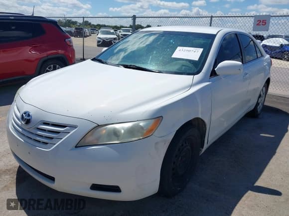 ✅ 2009 Toyota Camry LE • VIN: 4T1BE46K19U886132 • Lot: 43290747. Wystawiony na IAAI z przebiegiem 171 513 mil. Bezpłatny archiwum sprzedaży aukcyjnych z USA i szczegółowy raport historii pojazdu na DreamBid. Zdjęcie 2.