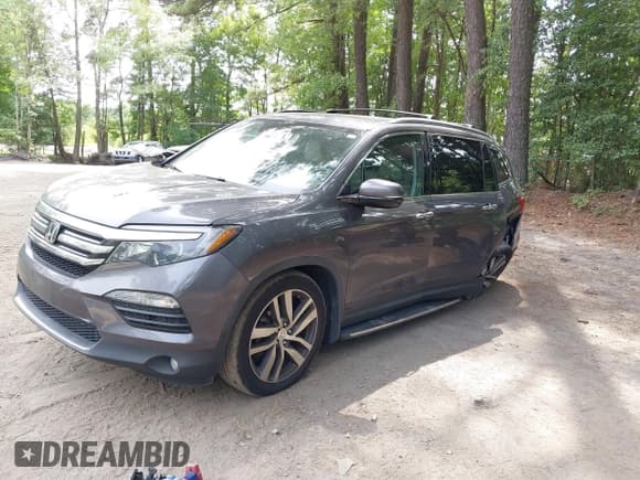 ✅ 2017 Honda Pilot Elite • VIN: 5FNYF6H02HB100235 • Lot: 43026575. Wystawiony na IAAI z przebiegiem 174 362 mil. Bezpłatny archiwum sprzedaży aukcyjnych z USA i szczegółowy raport historii pojazdu na DreamBid. Zdjęcie 2.