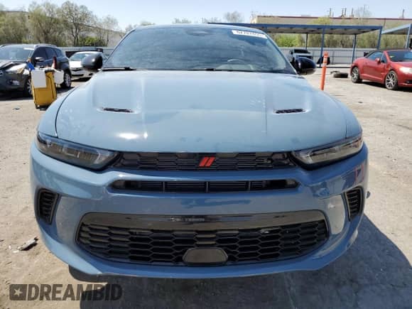 2024 Dodge Hornet GT z VIN ZACNDFAN5R3A40323, wystawiony jako Copart lot #62787855 z przebiegiem 2 521 mil mil oraz Szkoda całkowita • Salvage title. Historia ofert i sprzedaży dostępna na DreamBid. Obrazek 5.