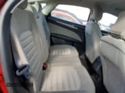 ✅ 2019 Ford Fusion S • VIN: 3FA6P0G79KR163876 • Lot: 82457385. Wystawiony na Copart z przebiegiem 82 139 mil. Bezpłatny archiwum sprzedaży aukcyjnych z USA i szczegółowy raport historii pojazdu na DreamBid. Zdjęcie 10.