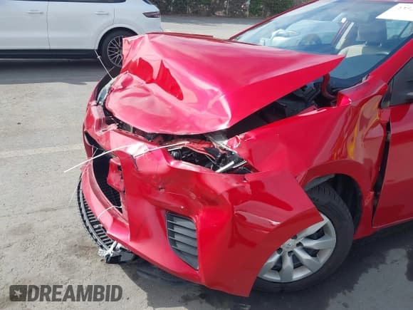 ✅ 2014 Toyota Corolla L • VIN: 5YFBURHE7EP157748 • Lot: 43525987. Listed on IAAI with 155,104 mi. Free auction sales archive from the USA and detailed vehicle history report at DreamBid. Image 18.