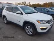 ✅ 2018 Jeep Compass Altitude • VIN: 3C4NJCBB5JT235467 • Lot: 43446449. Wystawiony na IAAI z przebiegiem 77 541 mil. Bezpłatny archiwum sprzedaży aukcyjnych z USA i szczegółowy raport historii pojazdu na DreamBid. Zdjęcie 1.