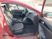 ✅ 2014 Hyundai Sonata SE • VIN: 5NPEC4AC1EH883646 • Lot: 43788721. Wystawiony na IAAI z przebiegiem 114 491 mil. Bezpłatny archiwum sprzedaży aukcyjnych z USA i szczegółowy raport historii pojazdu na DreamBid. Zdjęcie 5.