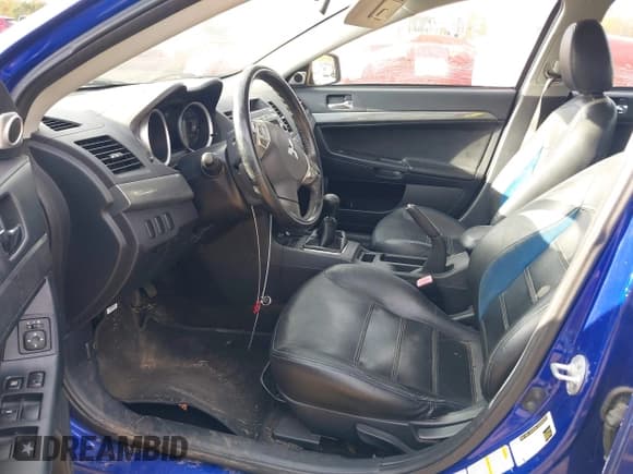 ✅ 2008 Mitsubishi Lancer GTS • VIN: JA3AU86U98U029727 • Lot: 43503994. Wystawiony na IAAI z przebiegiem 133 470 mil. Bezpłatny archiwum sprzedaży aukcyjnych z USA i szczegółowy raport historii pojazdu na DreamBid. Zdjęcie 5.