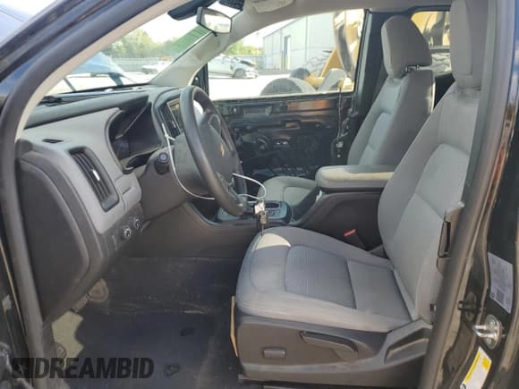 ✅ 2020 Chevrolet Colorado 4WD Work Truck • VIN: 1GCHTBEAXL1240498 • Lot: 83951355. Wystawiony na Copart z przebiegiem 99 997 mil. Bezpłatny archiwum sprzedaży aukcyjnych z USA i szczegółowy raport historii pojazdu na DreamBid. Zdjęcie 7.